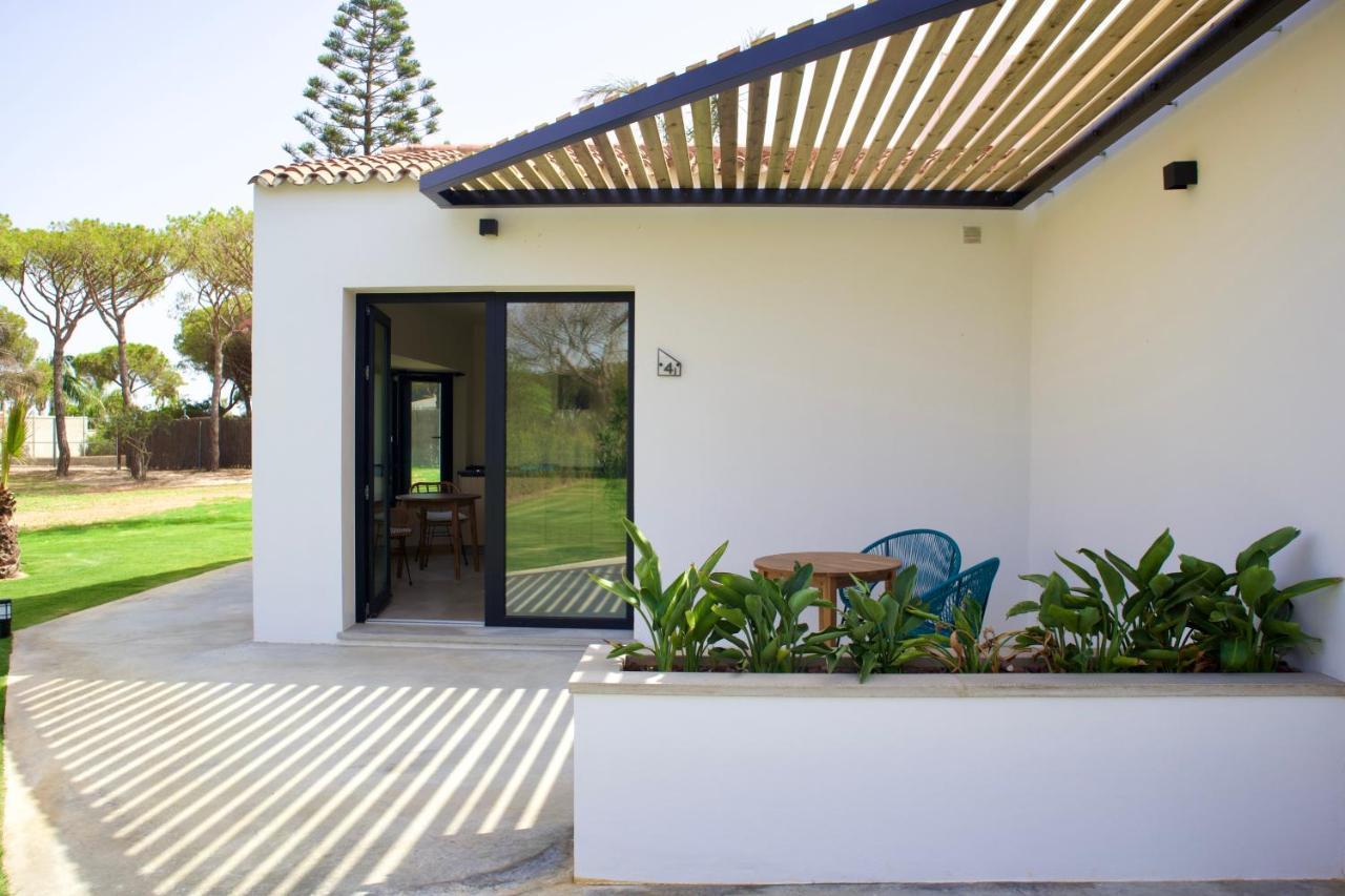 Alojamiento Rural Finca Azucena Suite โกนิล เด ลาฟรอนเตรา ภายนอก รูปภาพ