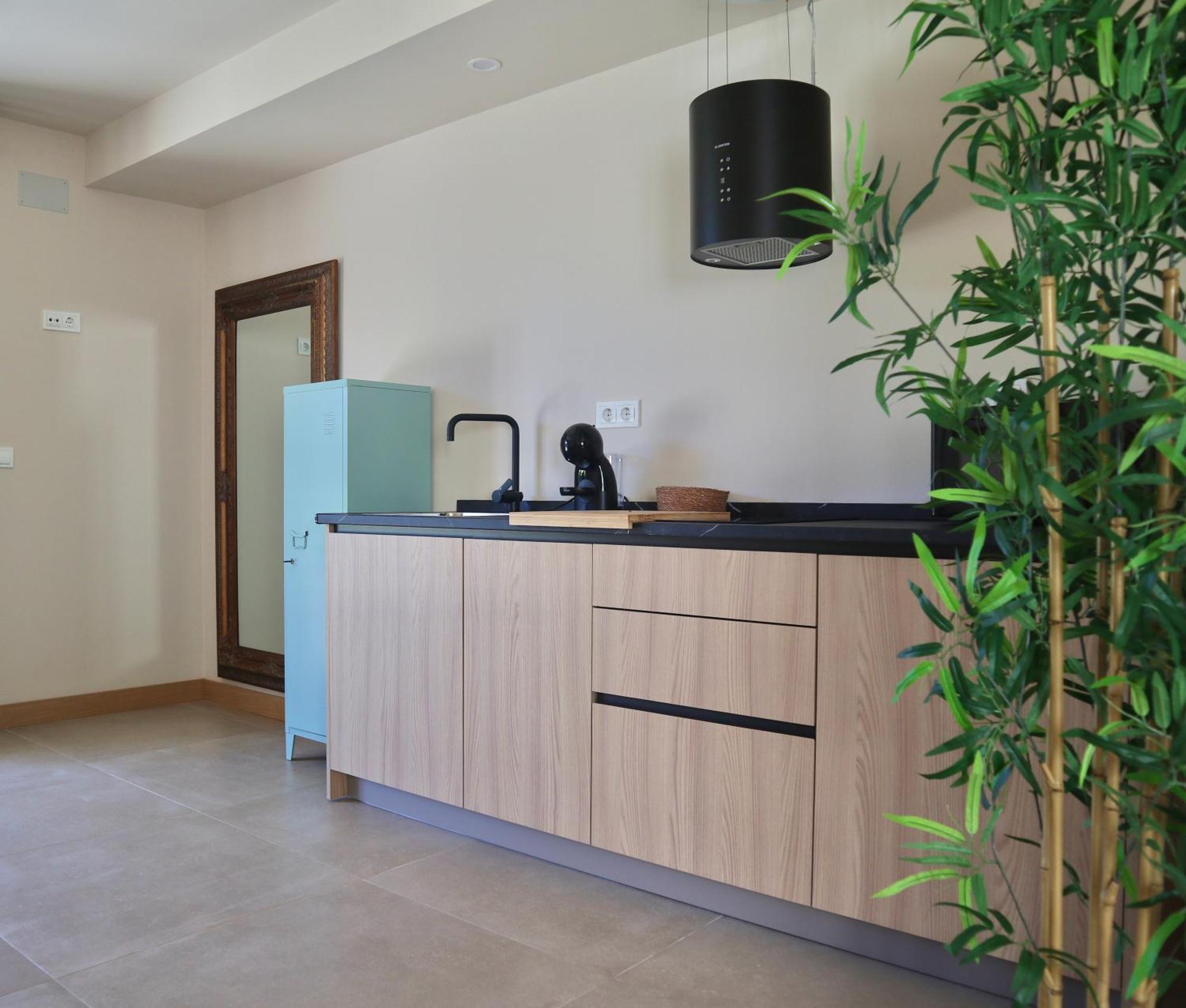 Alojamiento Rural Finca Azucena Suite โกนิล เด ลาฟรอนเตรา ภายนอก รูปภาพ