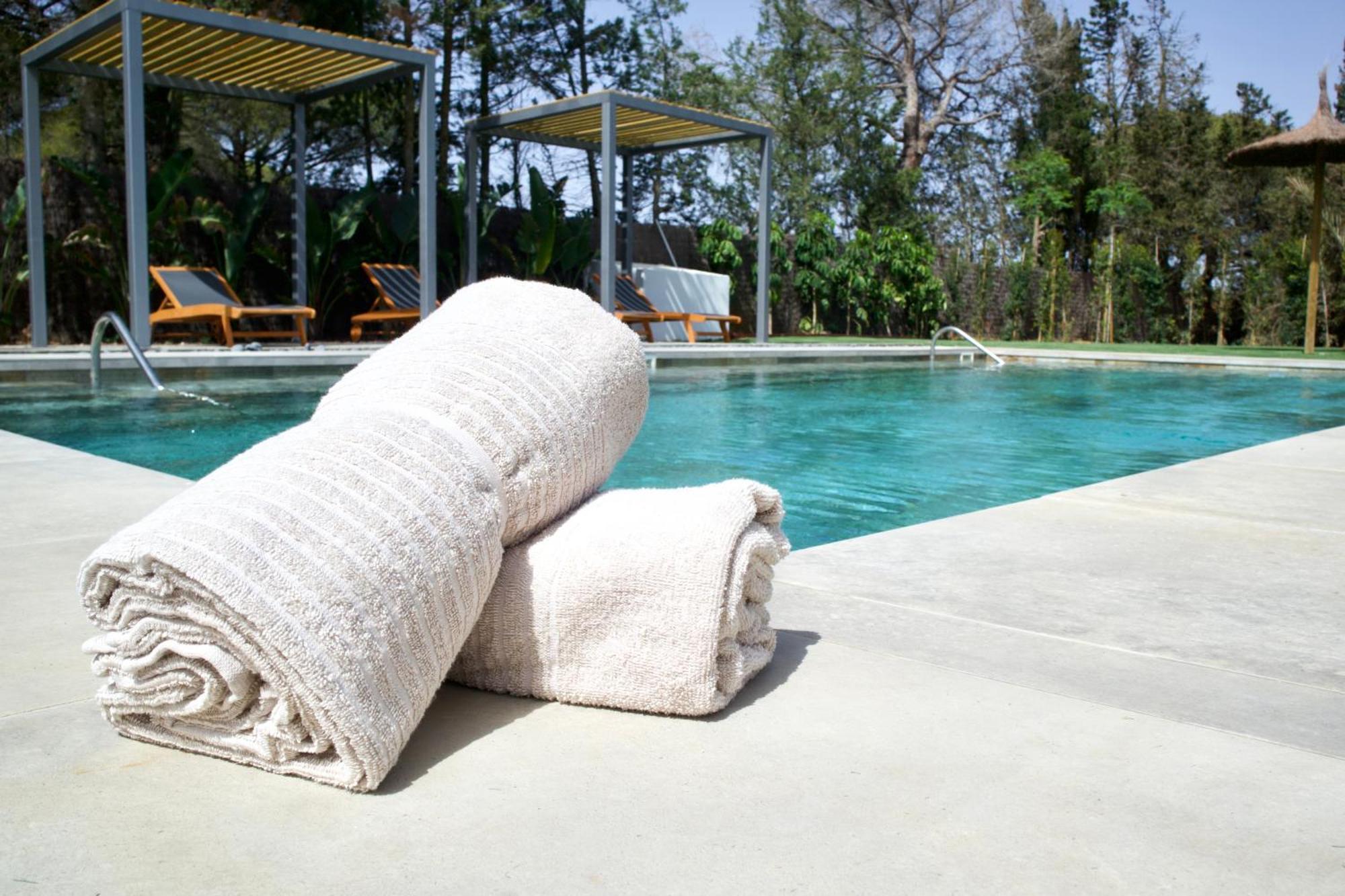 Alojamiento Rural Finca Azucena Suite โกนิล เด ลาฟรอนเตรา ภายนอก รูปภาพ