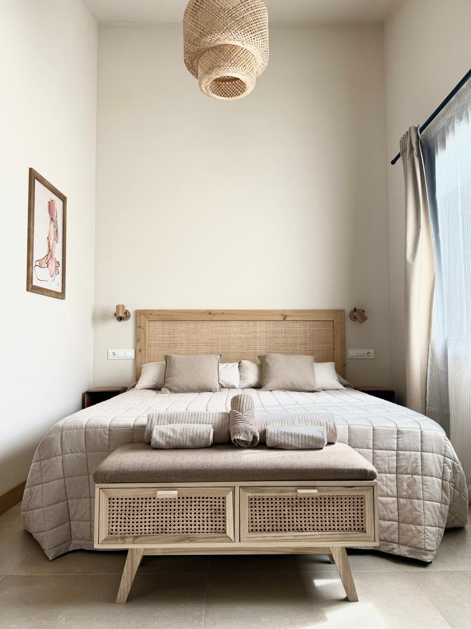 Alojamiento Rural Finca Azucena Suite โกนิล เด ลาฟรอนเตรา ภายนอก รูปภาพ